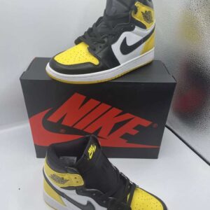 Air Jordan 1 Retro High OG “Yellow Toe” (Taxi)