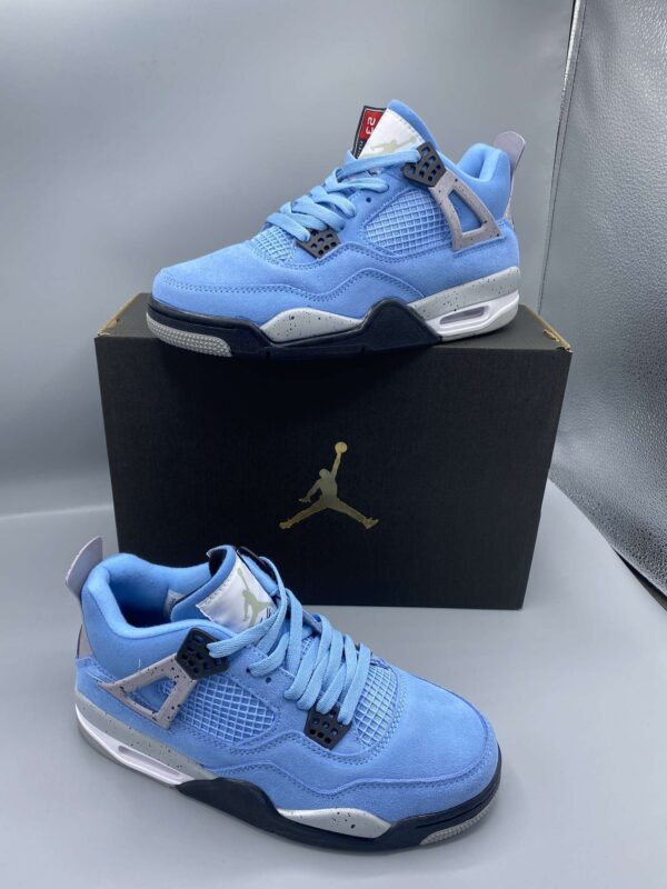 Air Jordan 4 Retro University Blue
