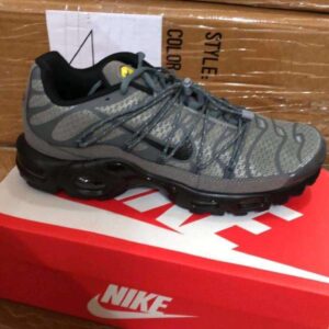 Nike Air Max Plus TN Grey Black