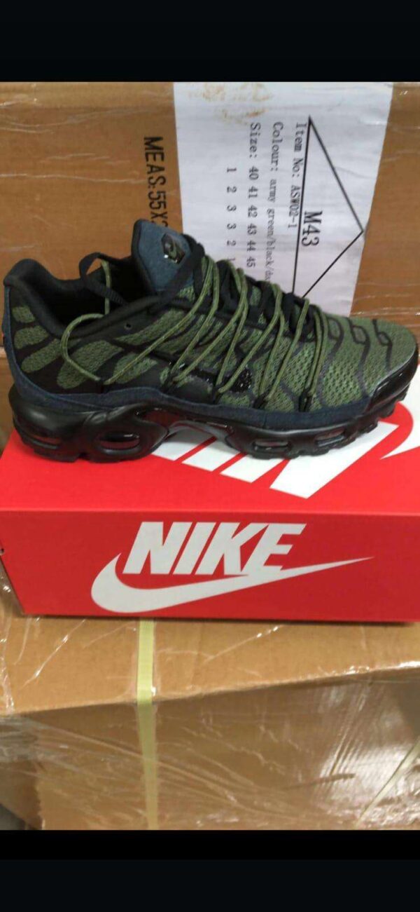 Nike Air Max Plus TN Army Green