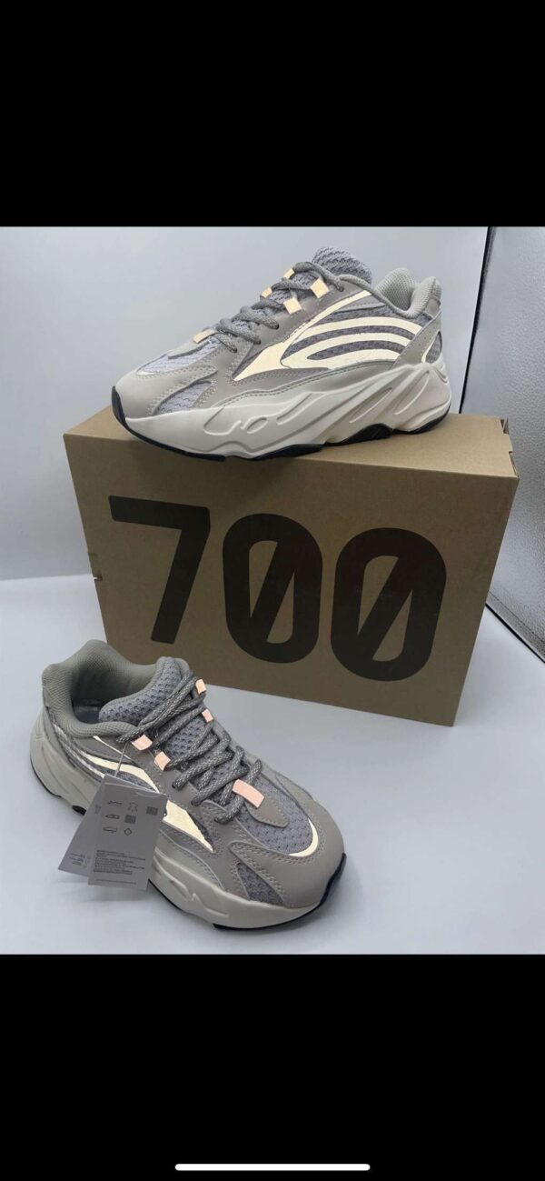 Adidas Yeezy Boost 700 V2 Static