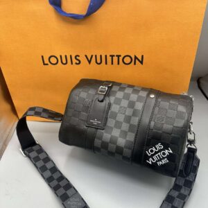 Sacoche Louis Vuitton Damier Graphite – Cylindrique