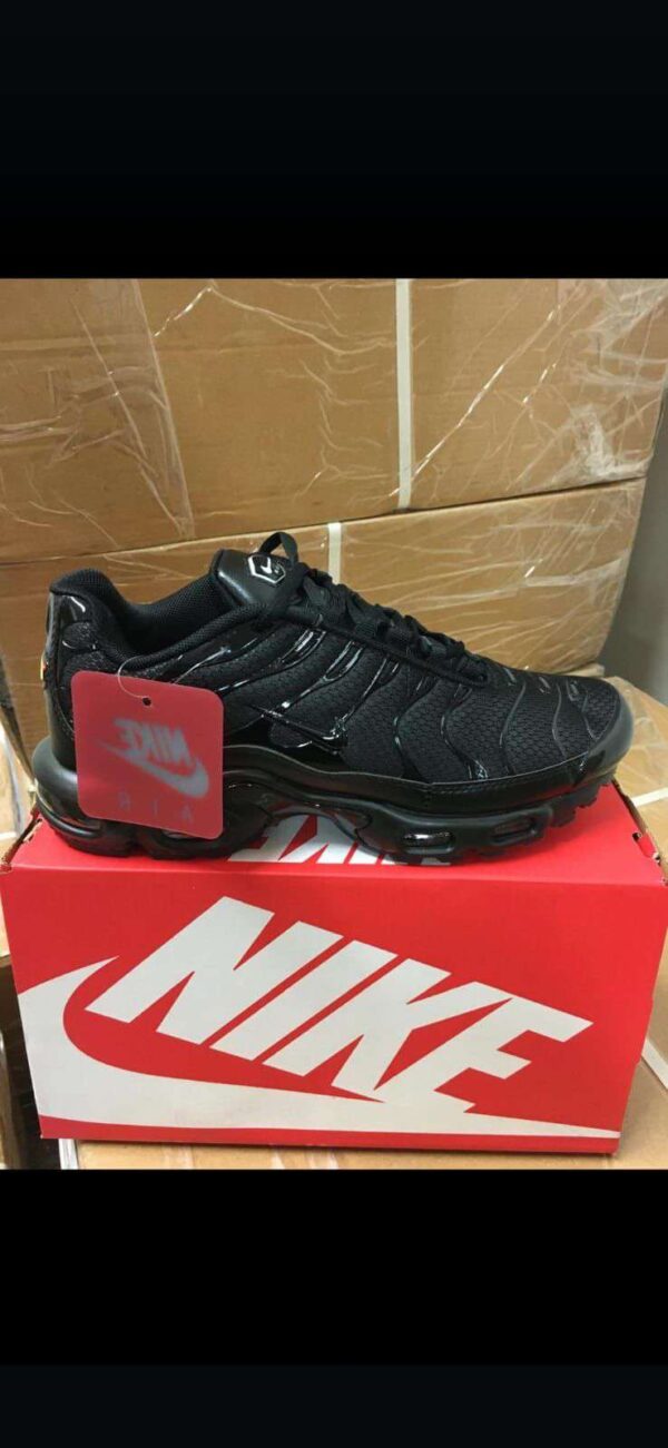 Nike Tuned 1 Triple Black